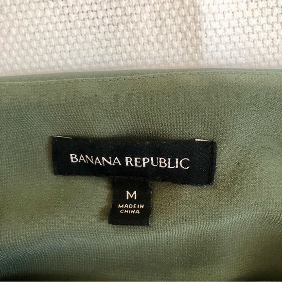 Banana Republic Green Satin Lace Trim camisole cami top blouse M - Picture 4 of 8